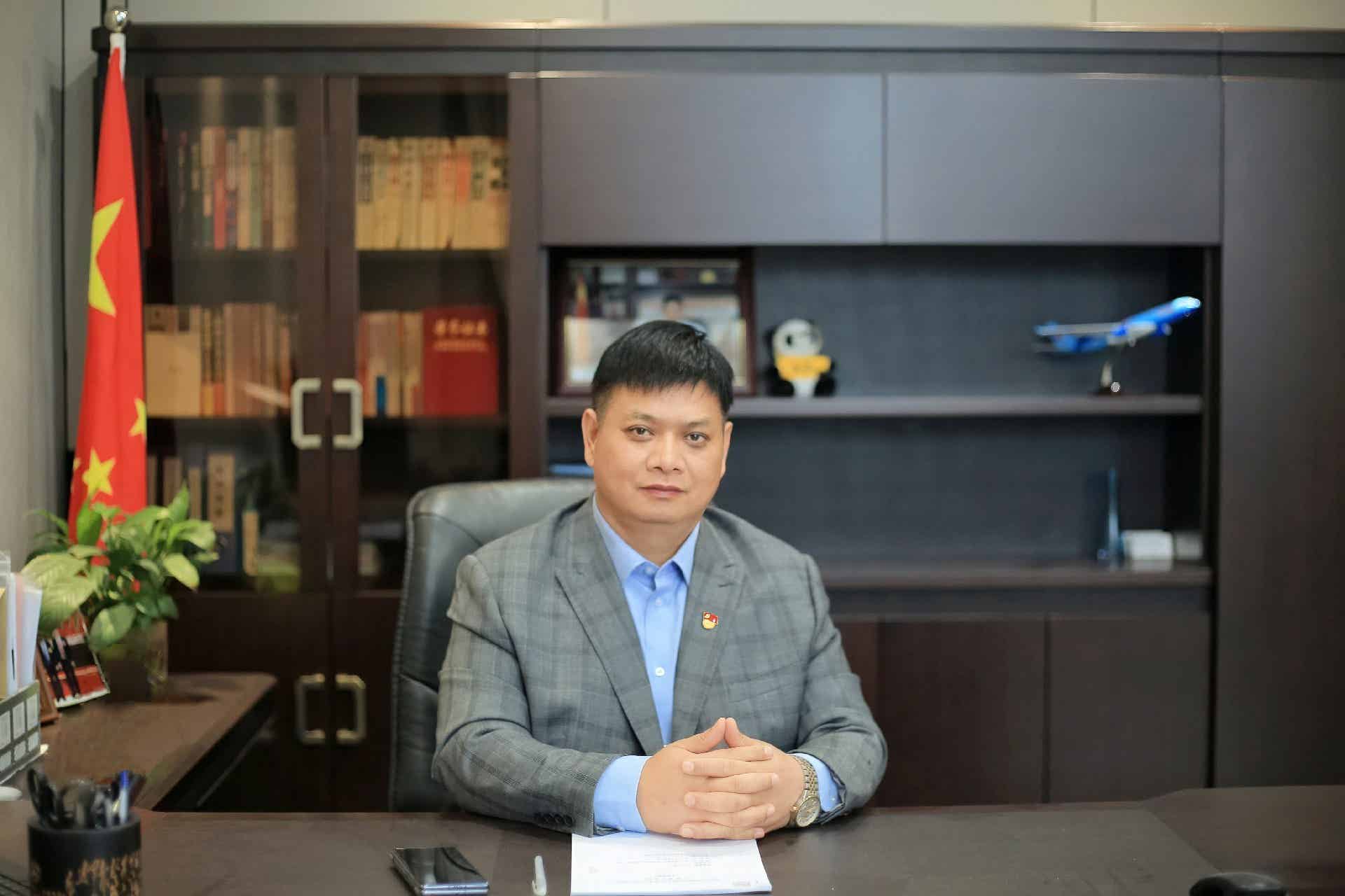 呂總圖片 副本.jpg